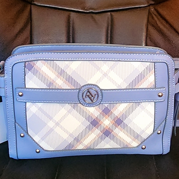 Adrienne Vittadini Oxford Collection Satchel - NWT - Picture 1 of 11